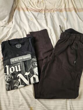 Men's Black Casual Drawstring Pants W/Graphic Tee